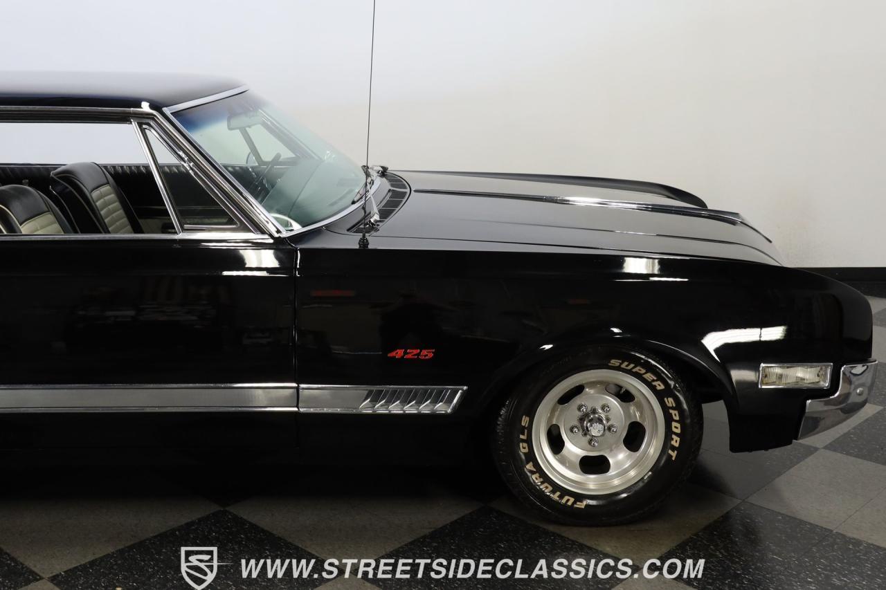 1966 Oldsmobile Starfire