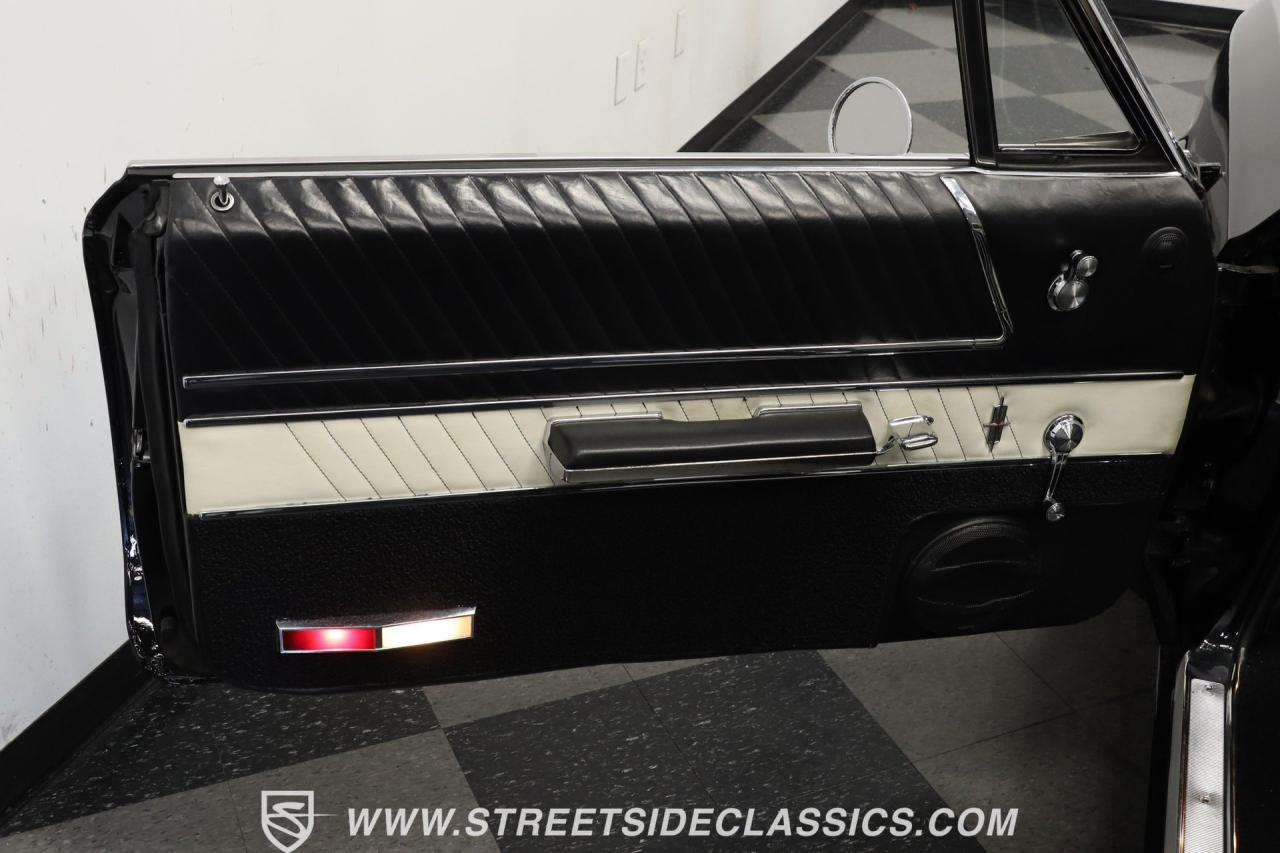 1966 Oldsmobile Starfire