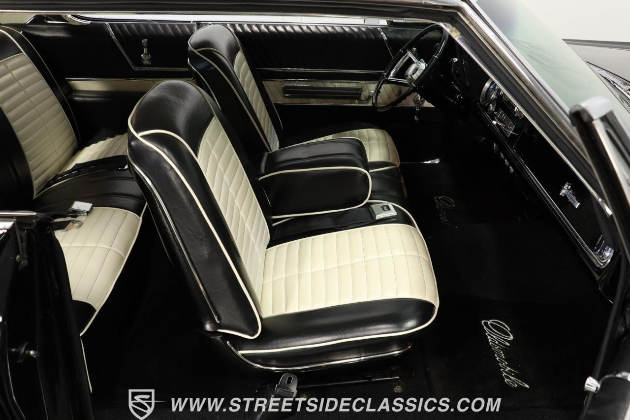 1966 Oldsmobile Starfire