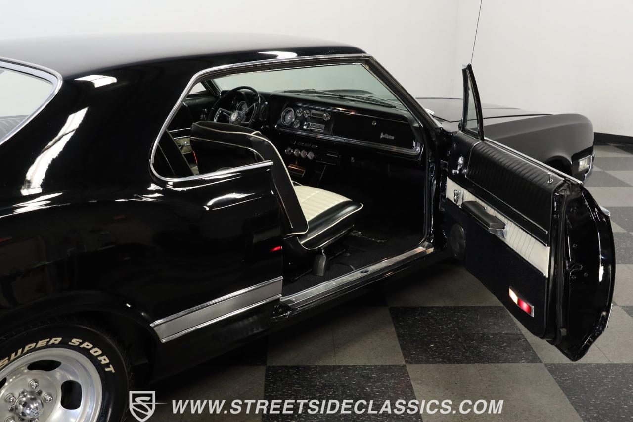 1966 Oldsmobile Starfire