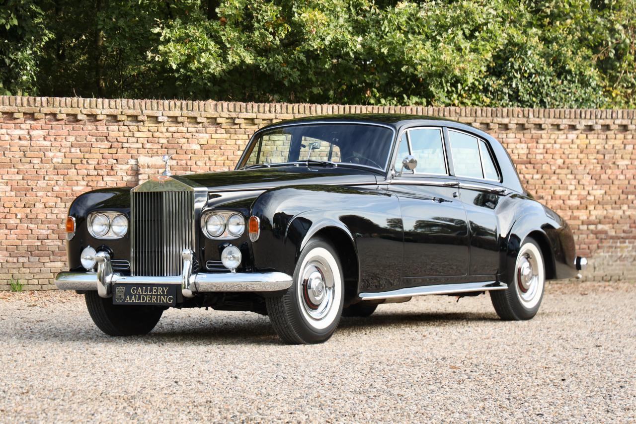 1965 Rolls - Royce Silver Cloud III &ldquo;With Radford cocktail cabinets&rdquo; Only 21000 Miles