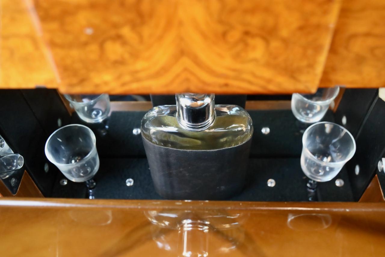 1965 Rolls - Royce Silver Cloud III &ldquo;With Radford cocktail cabinets&rdquo; Only 21000 Miles