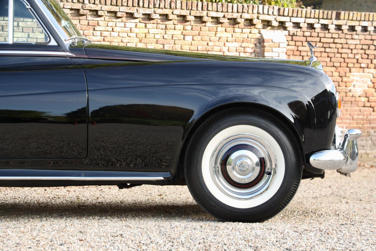 1965 Rolls - Royce Silver Cloud III &ldquo;With Radford cocktail cabinets&rdquo; Only 21000 Miles