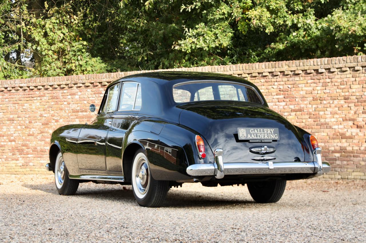 1965 Rolls - Royce Silver Cloud III &ldquo;With Radford cocktail cabinets&rdquo; Only 21000 Miles