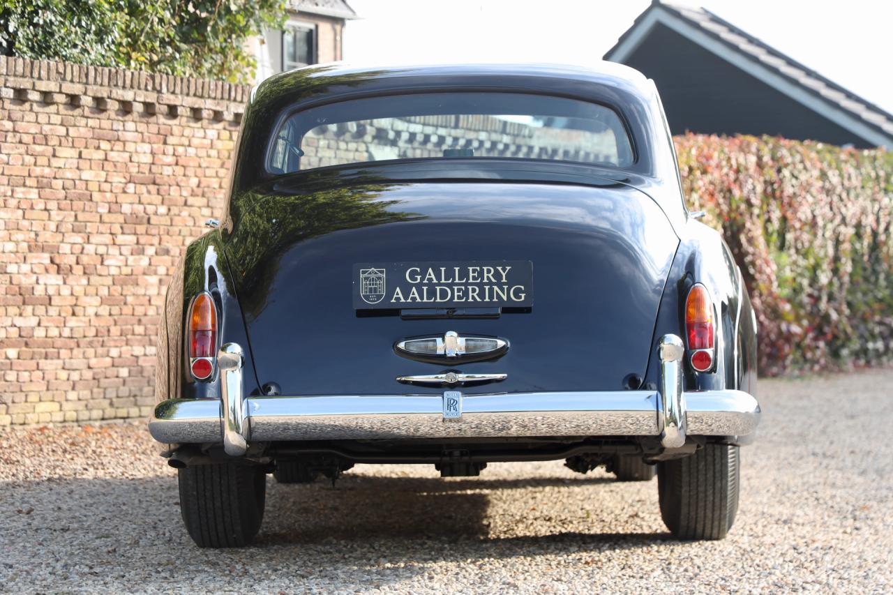 1965 Rolls - Royce Silver Cloud III &ldquo;With Radford cocktail cabinets&rdquo; Only 21000 Miles
