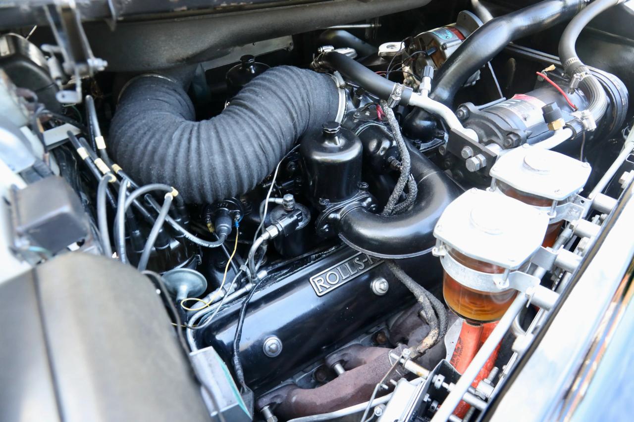 1965 Rolls - Royce Silver Cloud III &ldquo;With Radford cocktail cabinets&rdquo; Only 21000 Miles