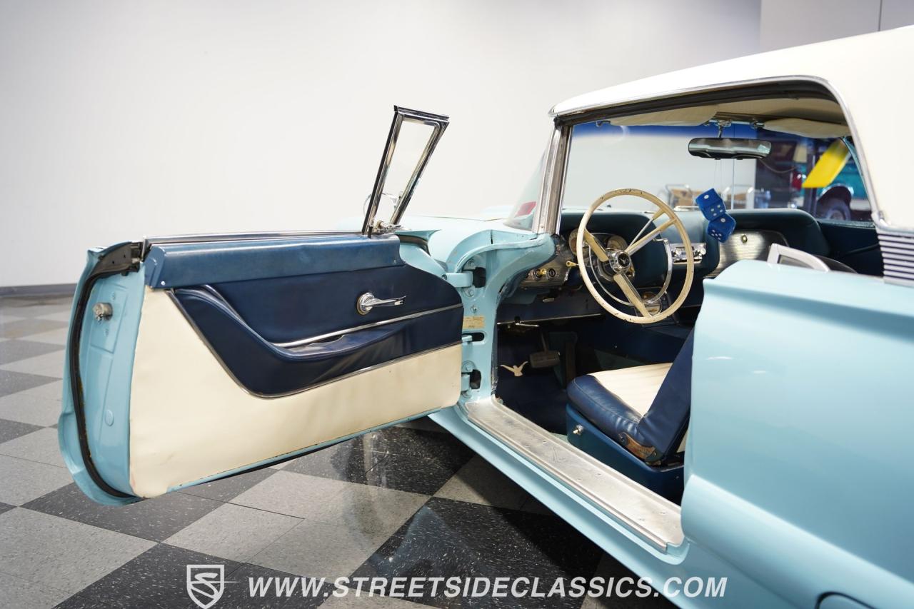 1959 Ford Thunderbird