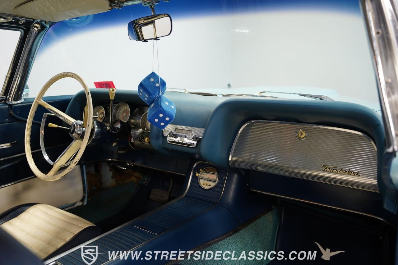 1959 Ford Thunderbird