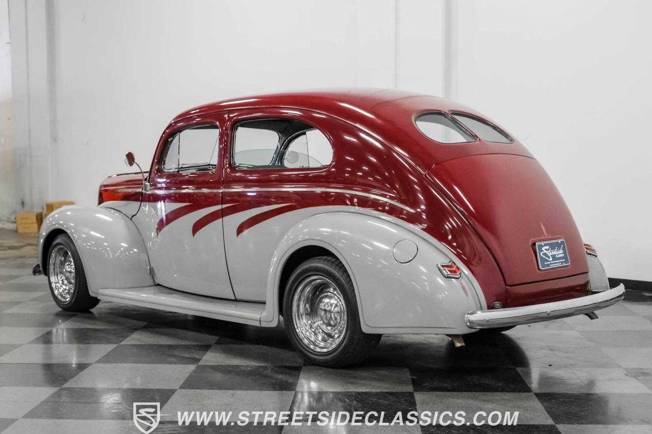 1940 Ford Tudor Sedan Streetrod