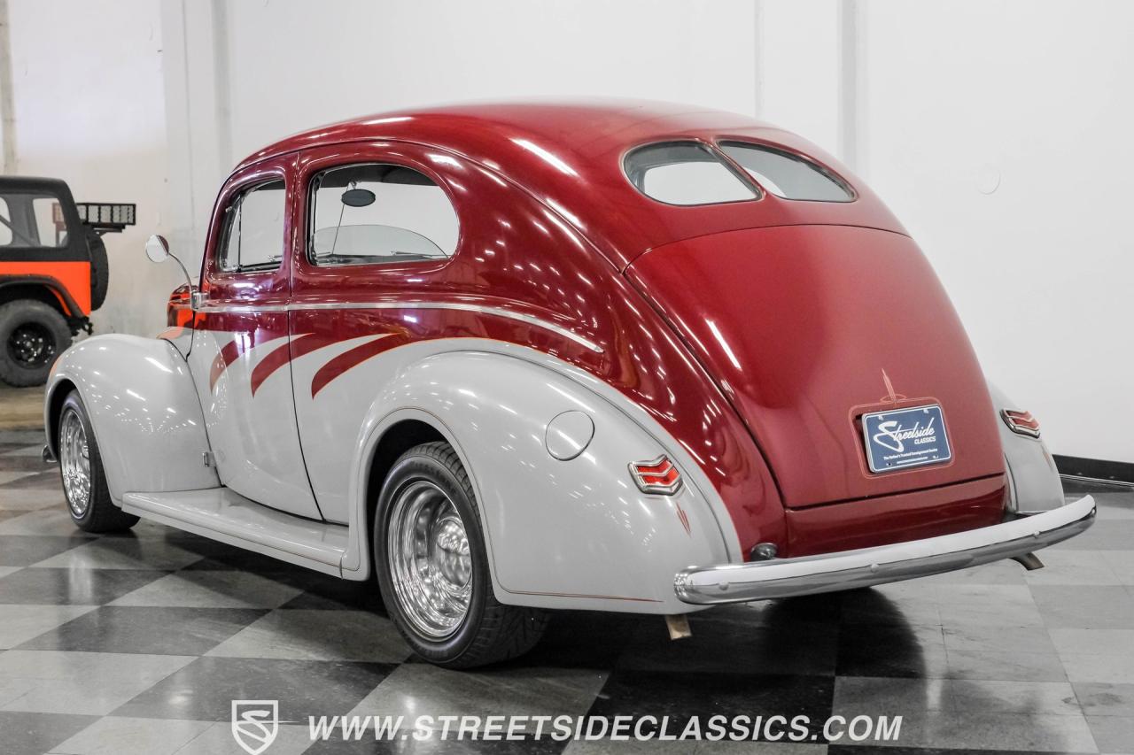 1940 Ford Tudor Sedan Streetrod