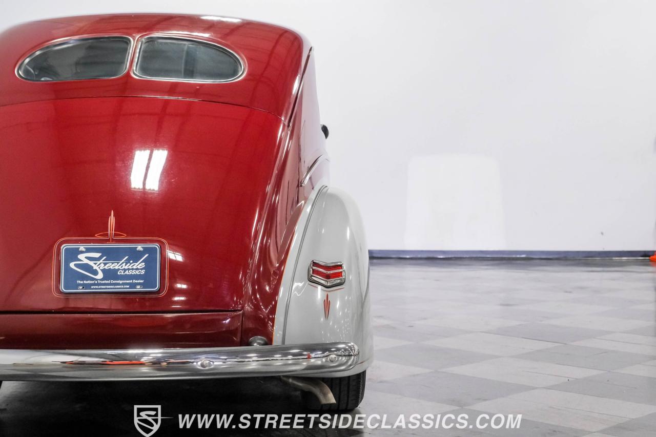 1940 Ford Tudor Sedan Streetrod