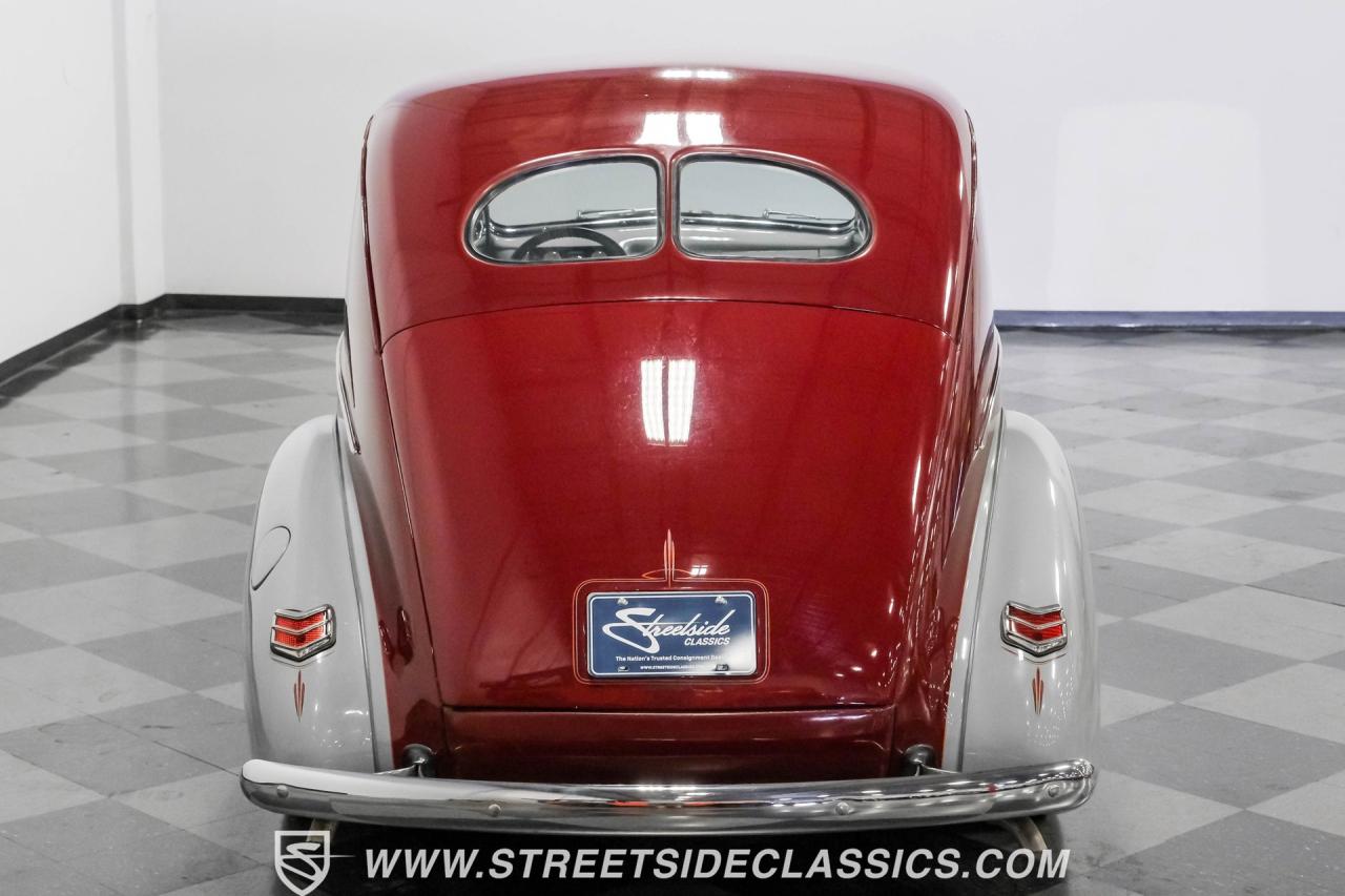 1940 Ford Tudor Sedan Streetrod