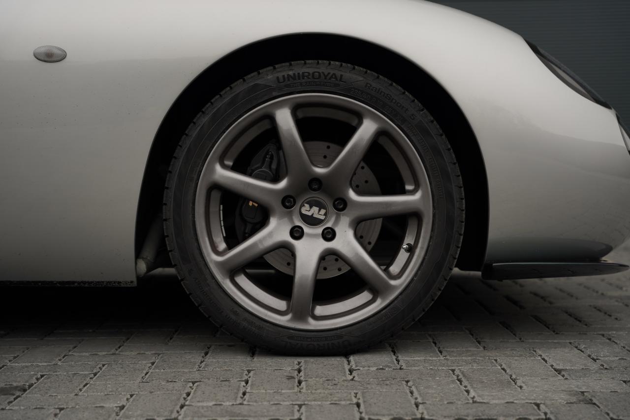 2005 TVR Tuscan