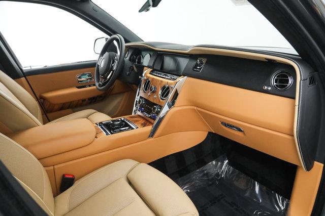 2022 Rolls - Royce Cullinan