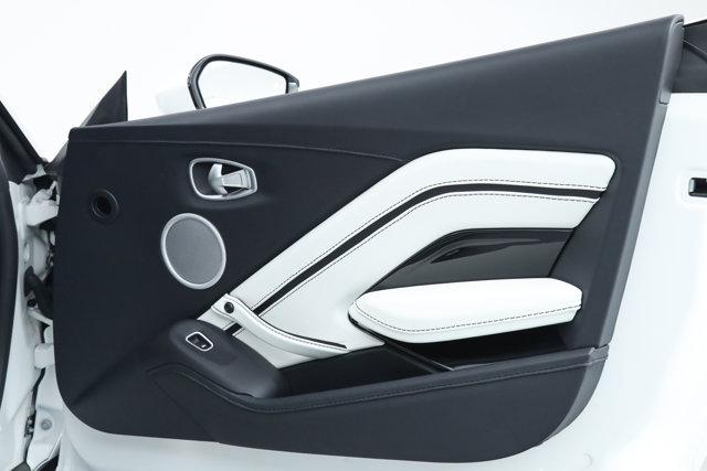 2023 Aston Martin Vantage