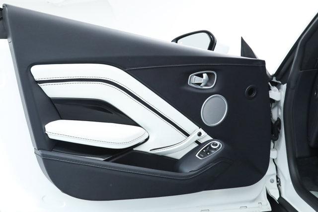 2023 Aston Martin Vantage