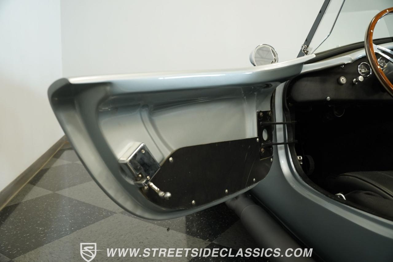 1965 Shelby Cobra 427 Hurricane Motorsports