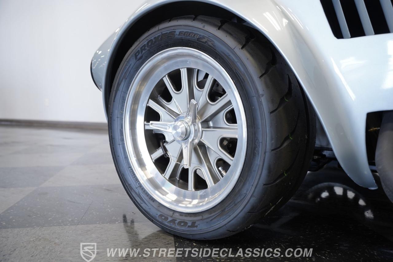 1965 Shelby Cobra 427 Hurricane Motorsports