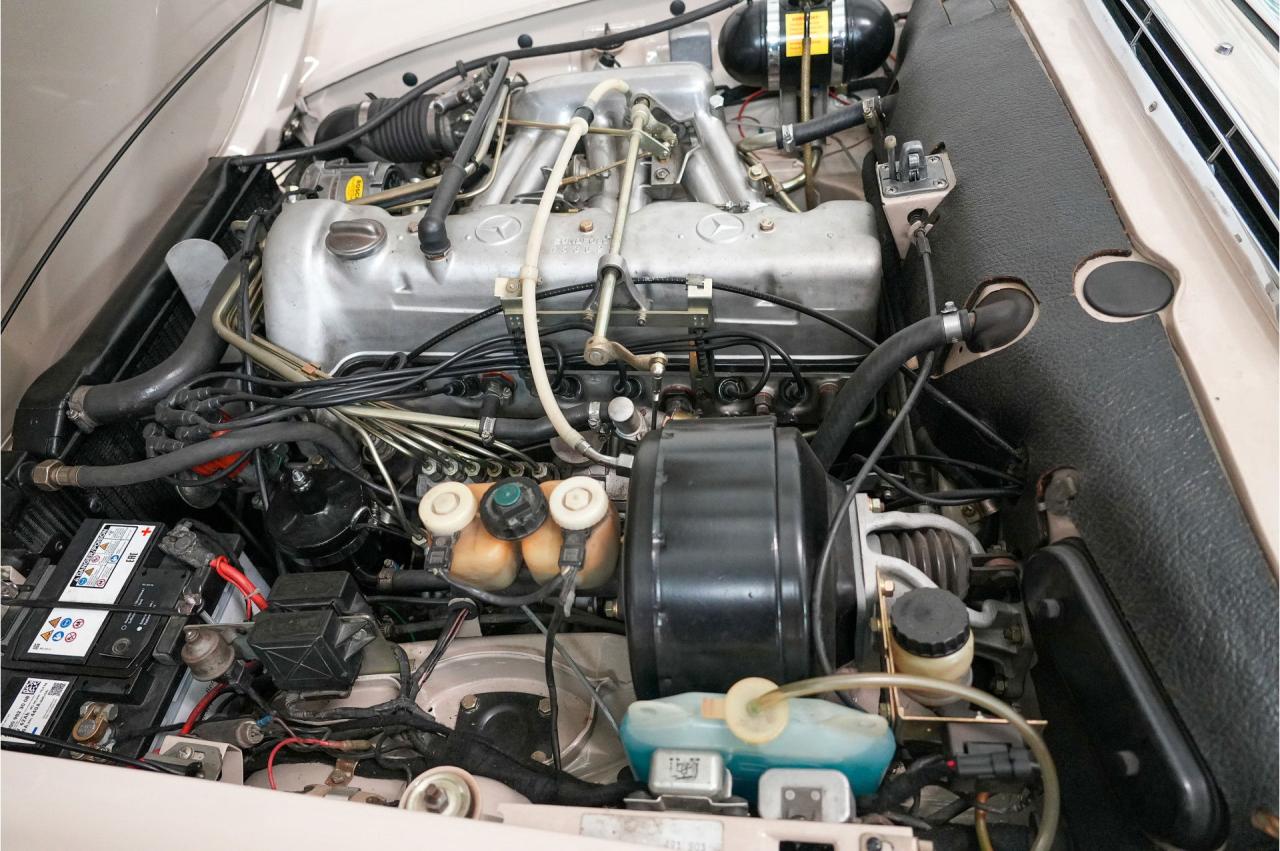 1970 Mercedes - Benz 280 SL Pagoda