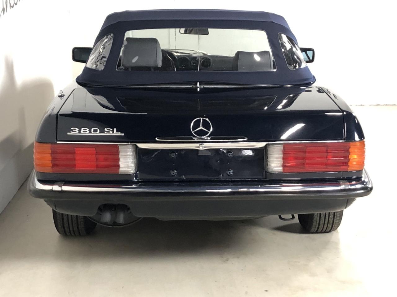 1984 Mercedes - Benz 300 series