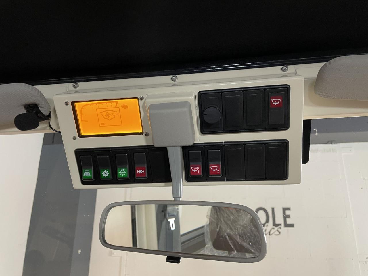 2023 Toyota amphicruser