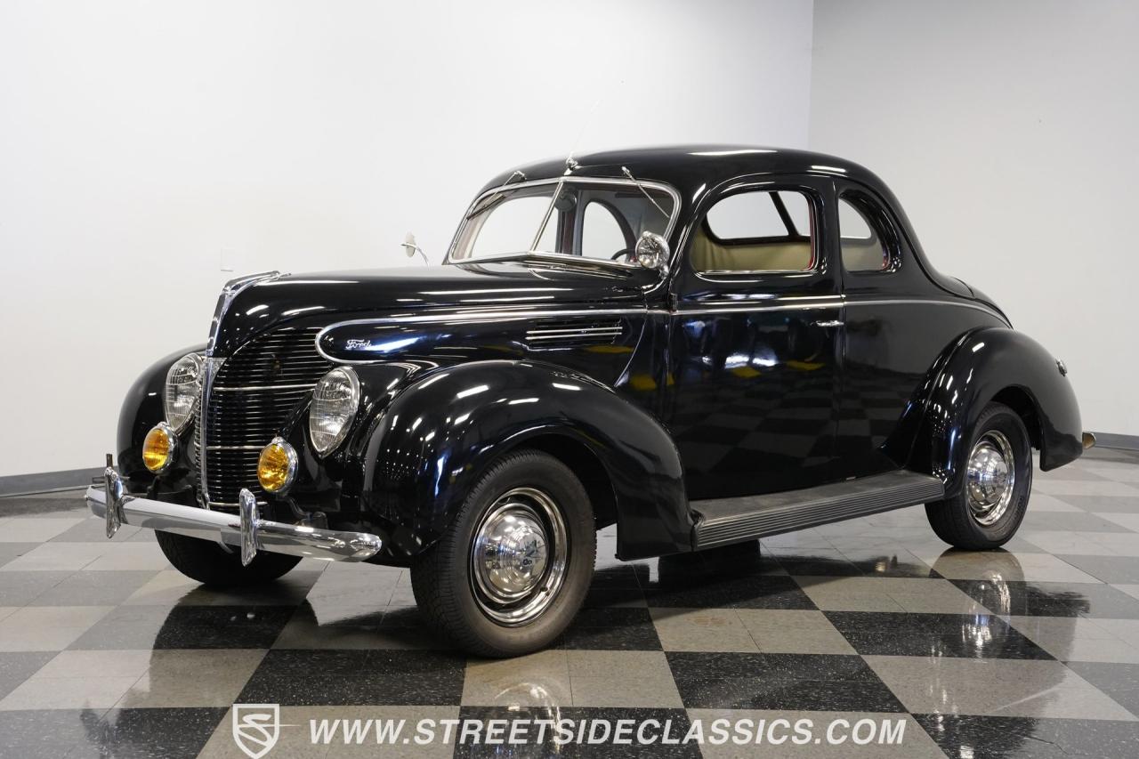 1939 Ford Deluxe Business Coupe