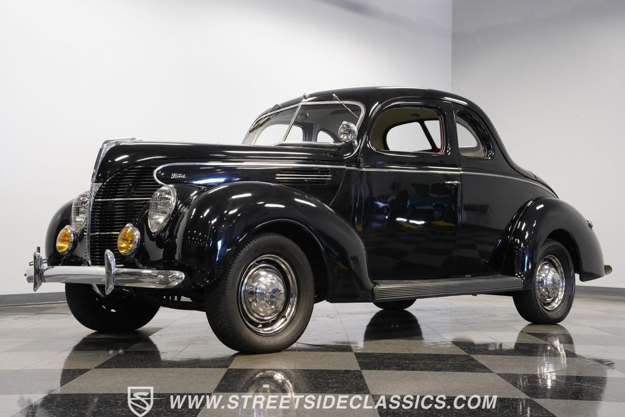 1939 Ford Deluxe Business Coupe