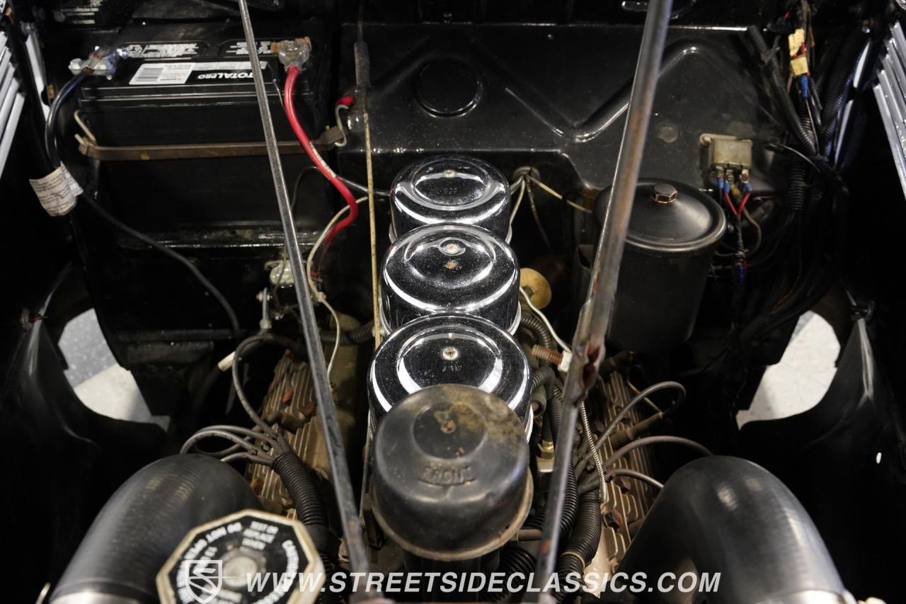 1939 Ford Deluxe Business Coupe