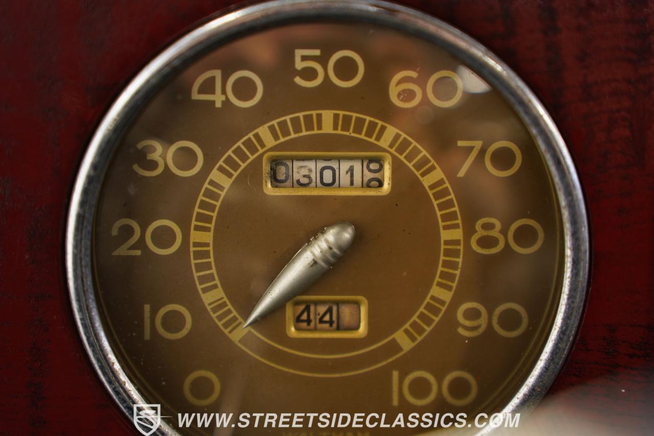 1939 Ford Deluxe Business Coupe