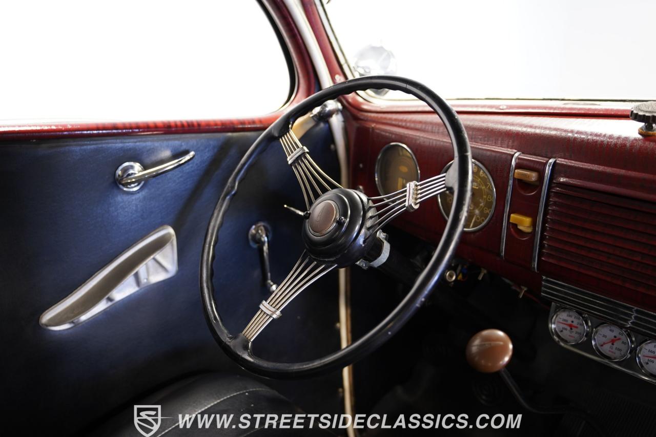 1939 Ford Deluxe Business Coupe