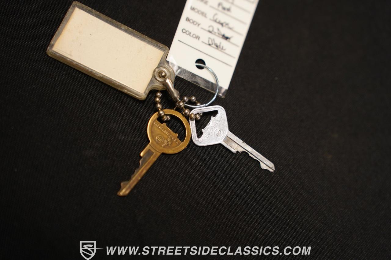 1939 Ford Deluxe Business Coupe