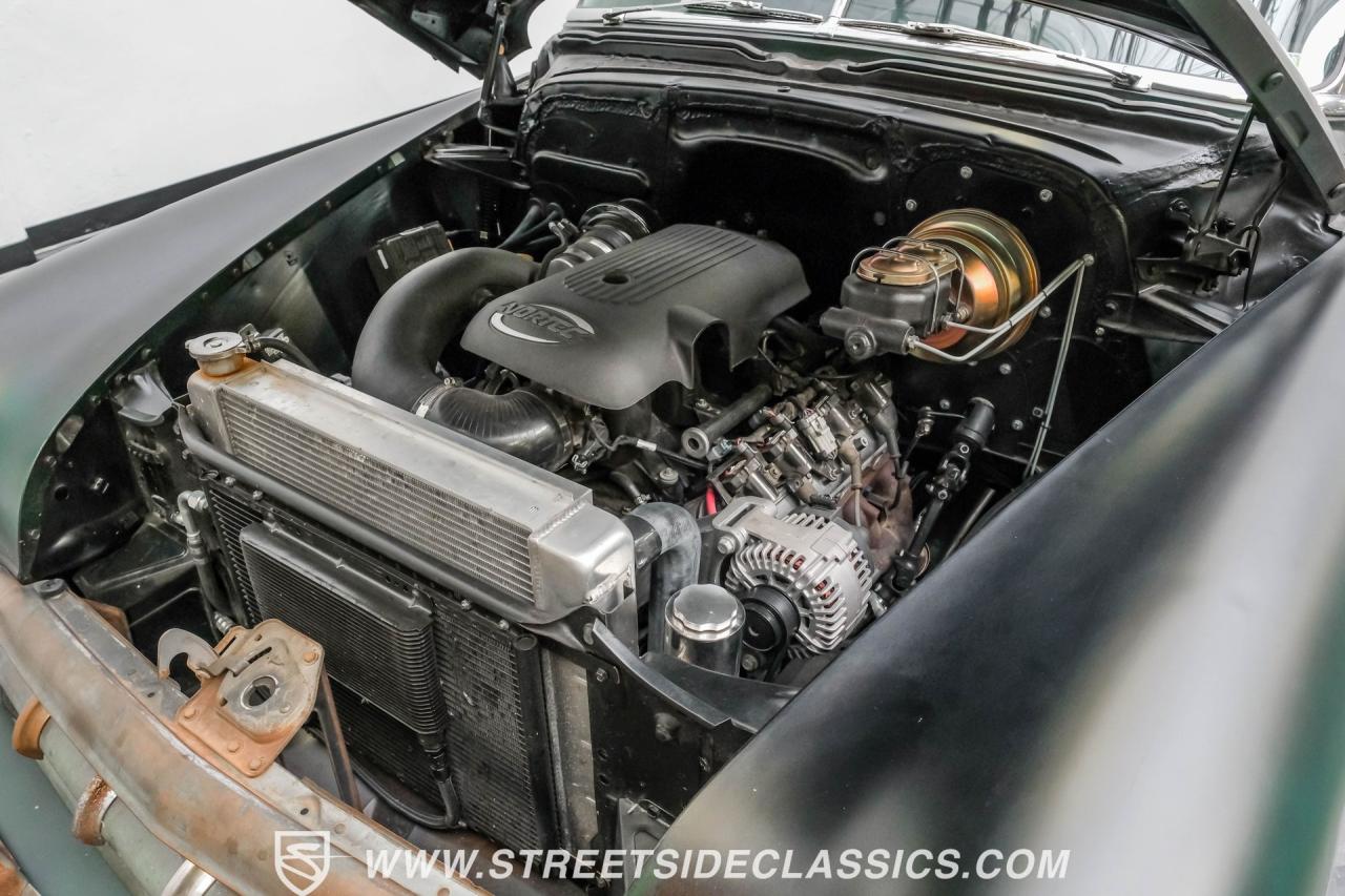 1952 Chevrolet Fleetline Patina Restomod