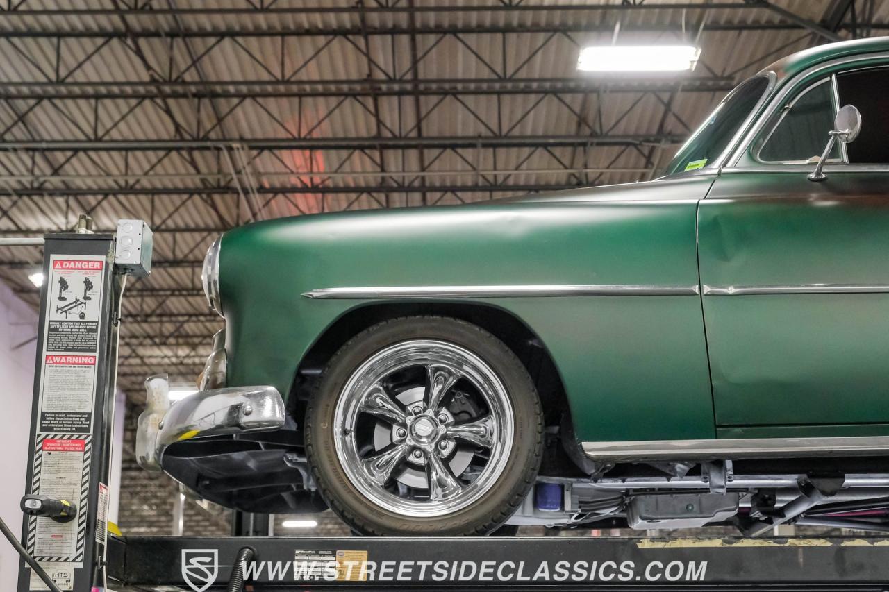 1952 Chevrolet Fleetline Patina Restomod