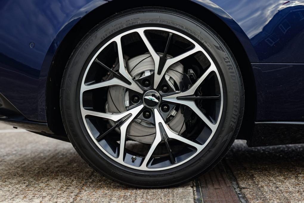 2018 Aston Martin DB11