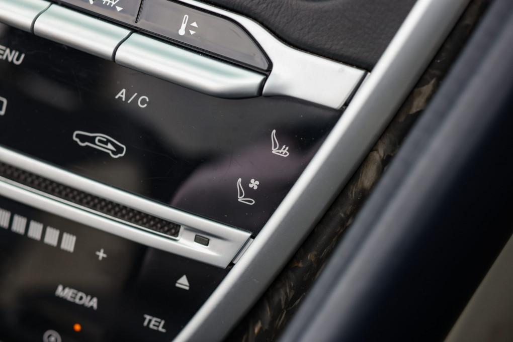 2018 Aston Martin DB11