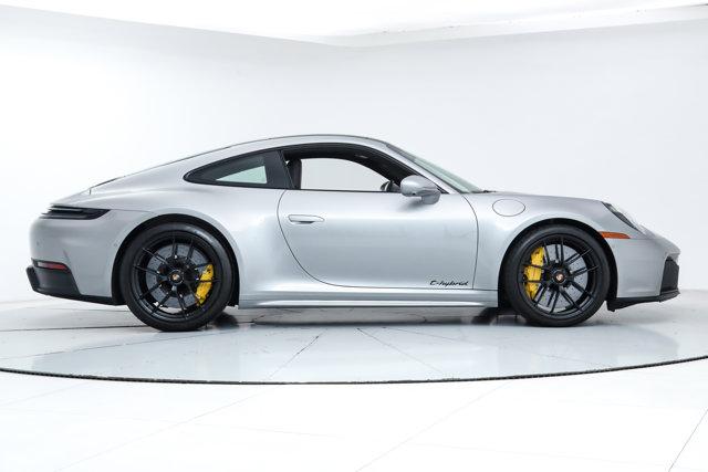 2025 Porsche 911