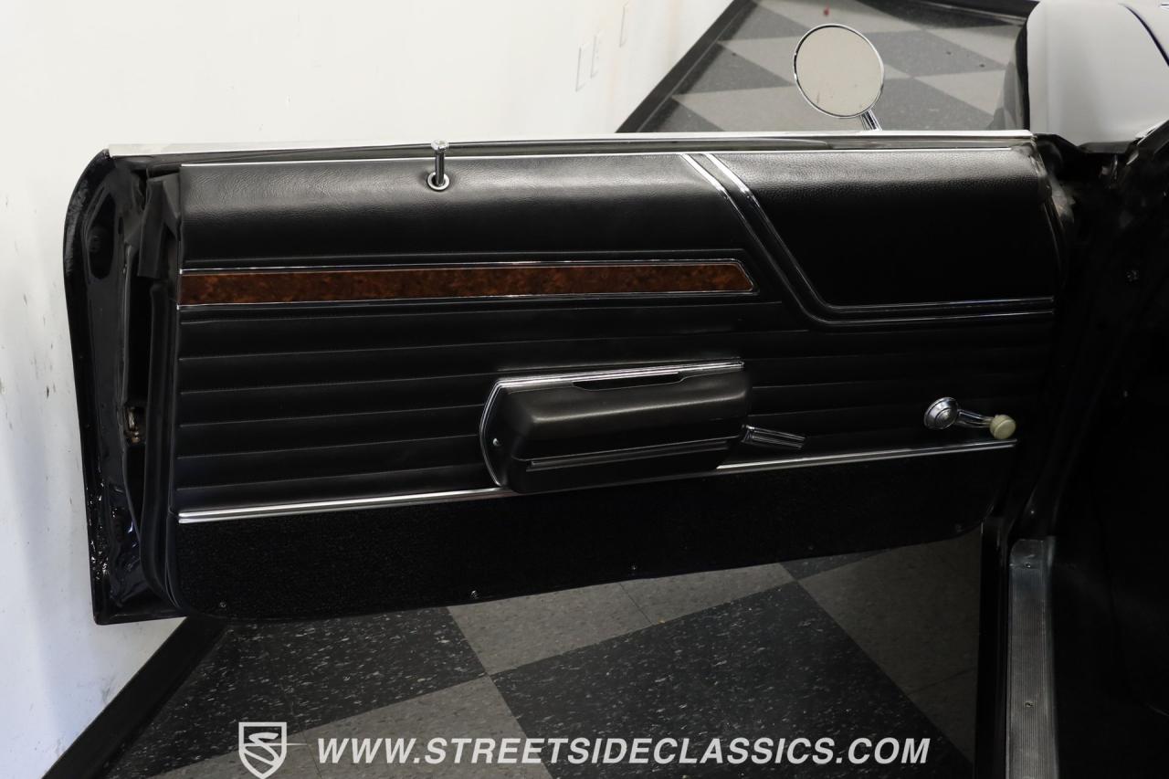 1970 Oldsmobile Cutlass Supreme Convertible