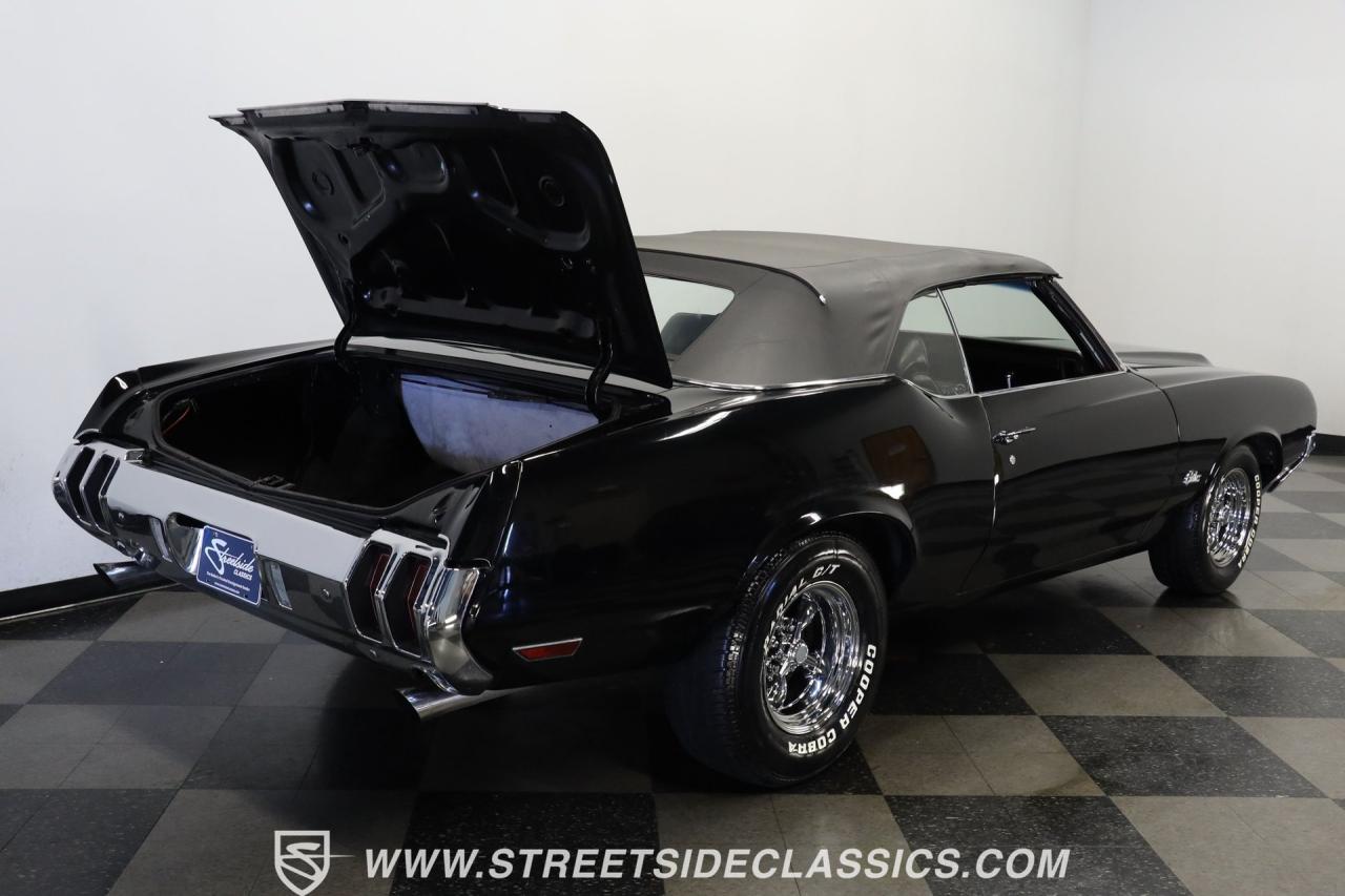 1970 Oldsmobile Cutlass Supreme Convertible