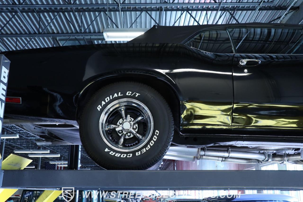 1970 Oldsmobile Cutlass Supreme Convertible