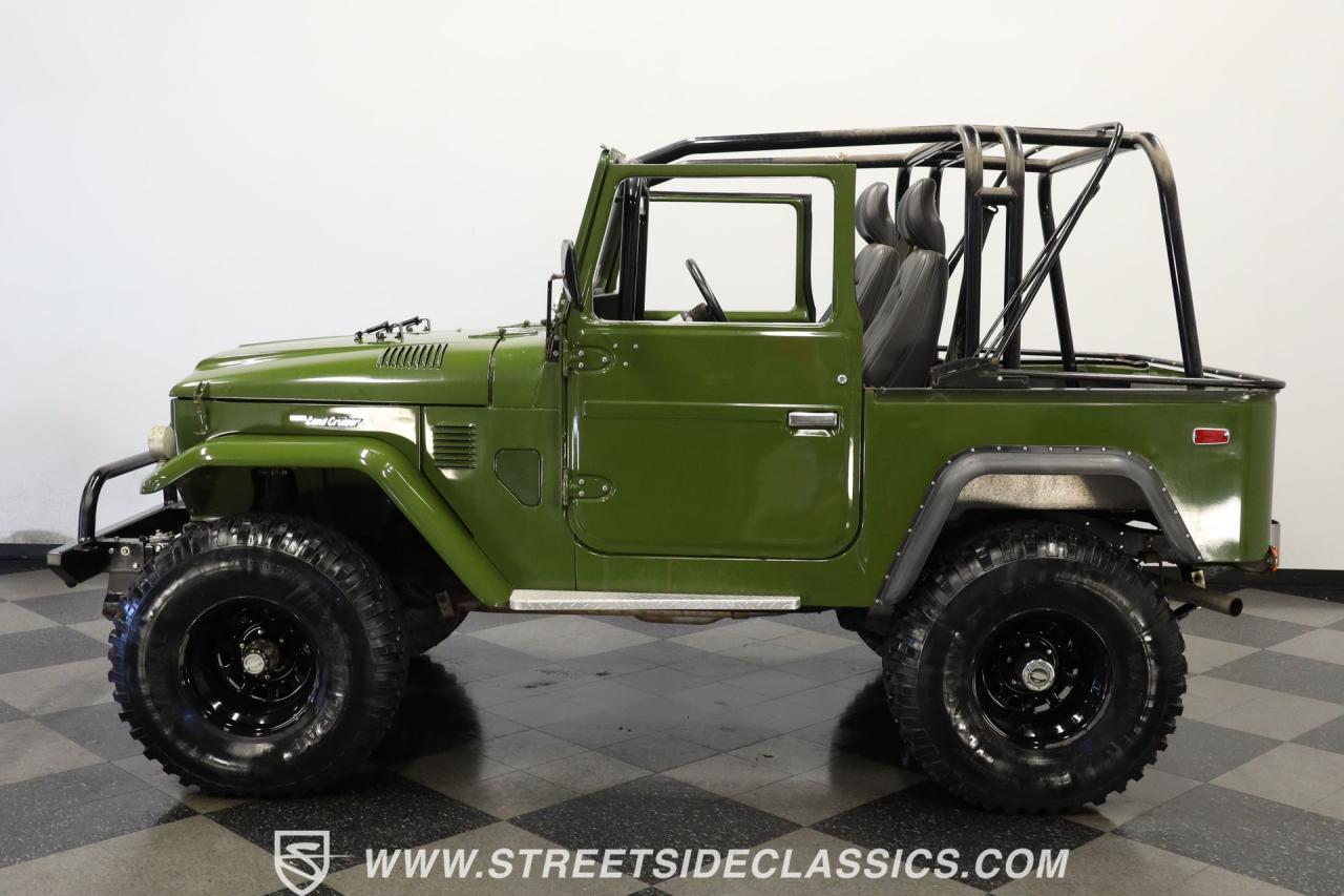 1975 Toyota Land Cruiser FJ40 Restomod