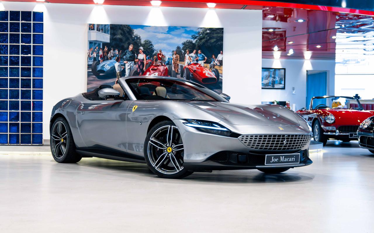 2023 Ferrari ROMA SPIDER