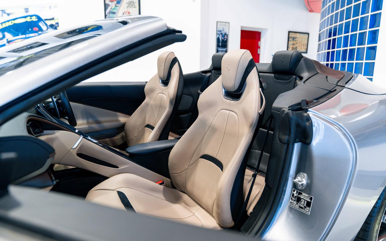 2023 Ferrari ROMA SPIDER