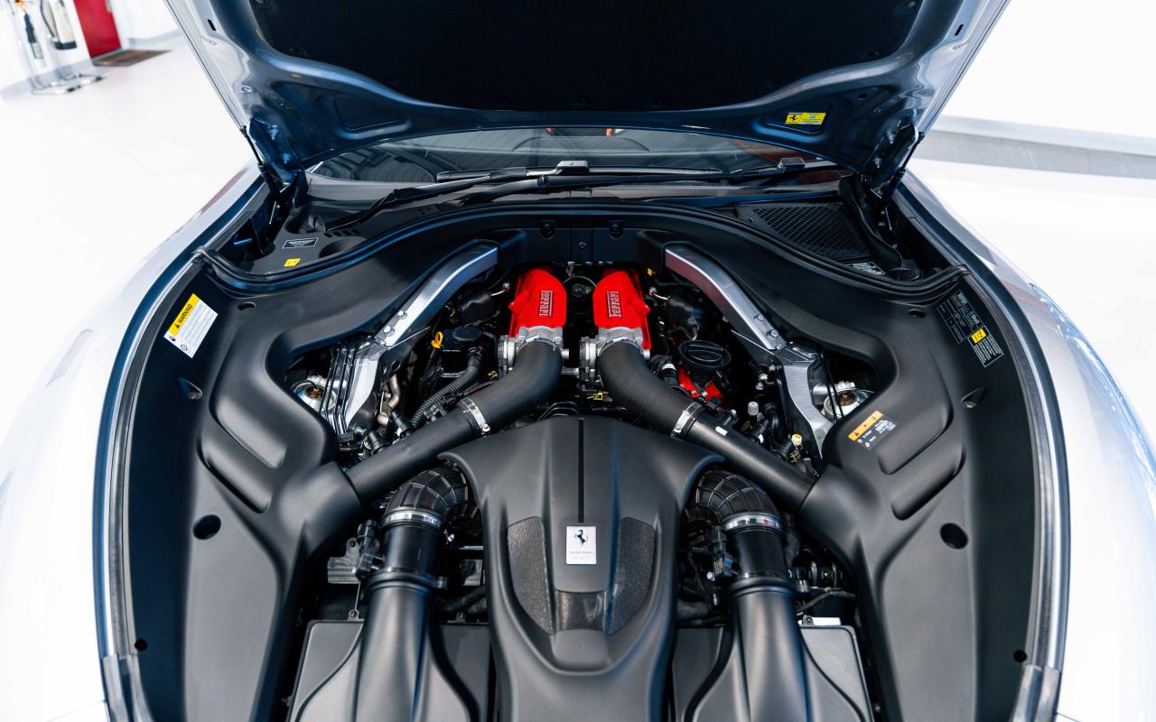 2023 Ferrari ROMA SPIDER