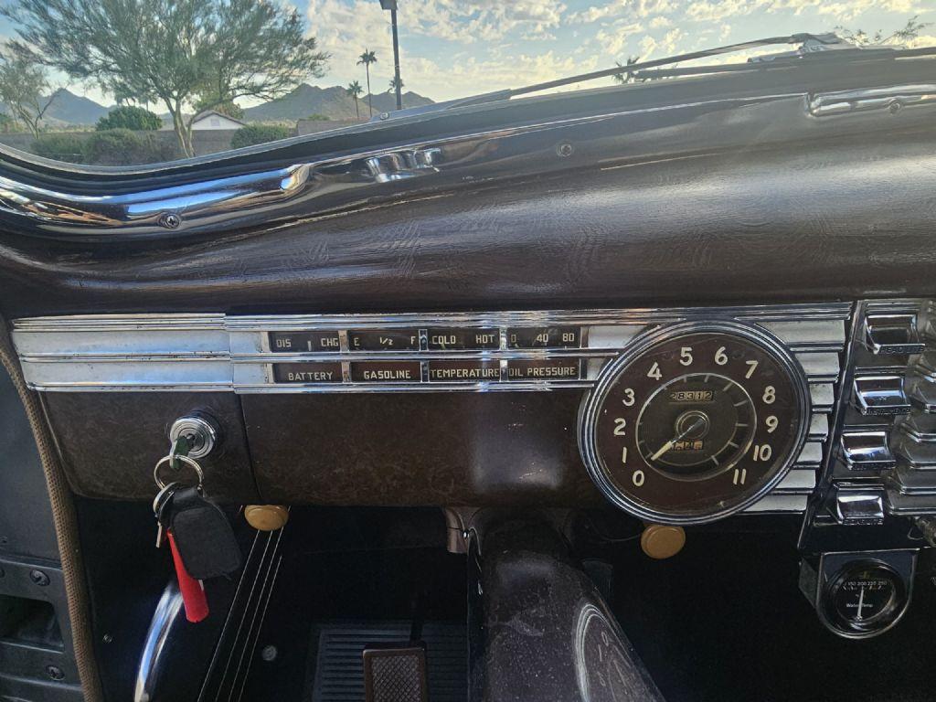 1947 Packard Custom Super Clipper Club Sedan