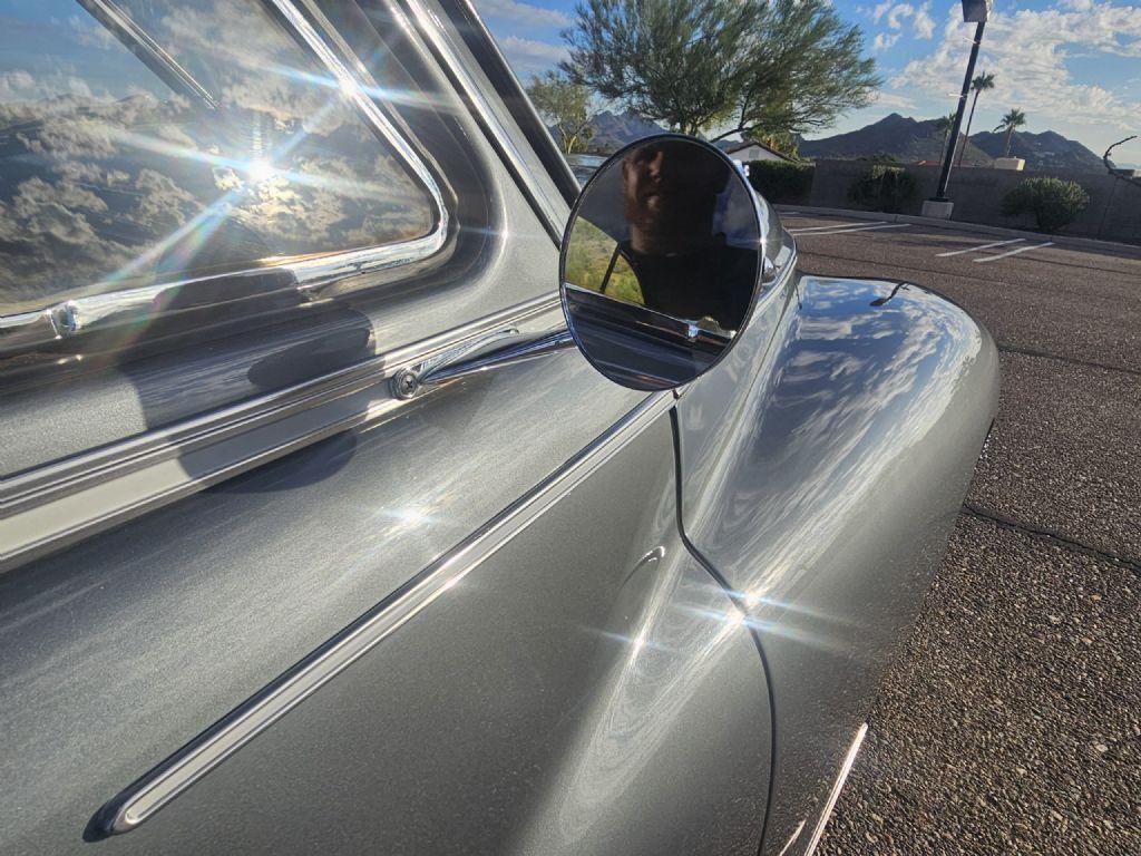 1947 Packard Custom Super Clipper Club Sedan