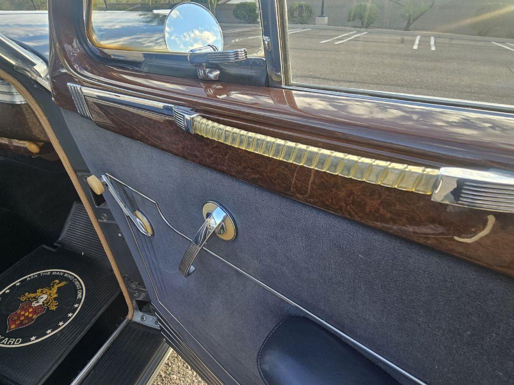 1947 Packard Custom Super Clipper Club Sedan