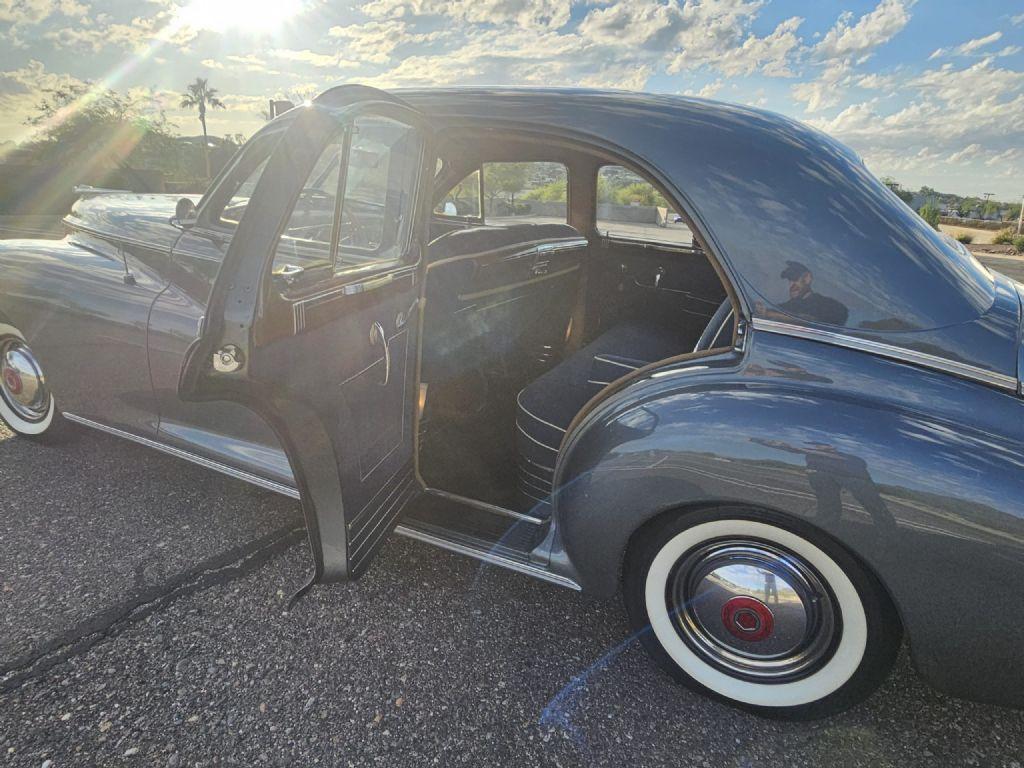 1947 Packard Custom Super Clipper Club Sedan