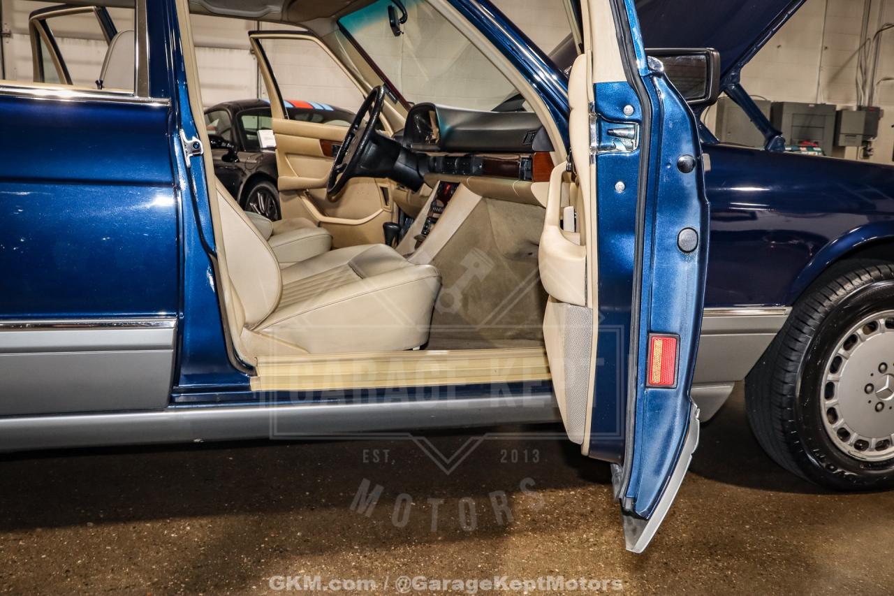 1988 Mercedes - Benz 420-Class