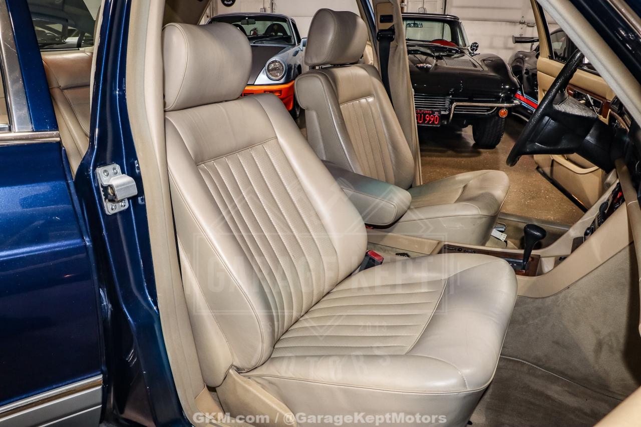 1988 Mercedes - Benz 420-Class