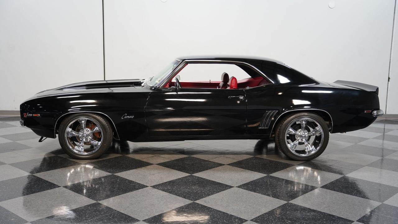 1969 Chevrolet Camaro Z28 Tribute